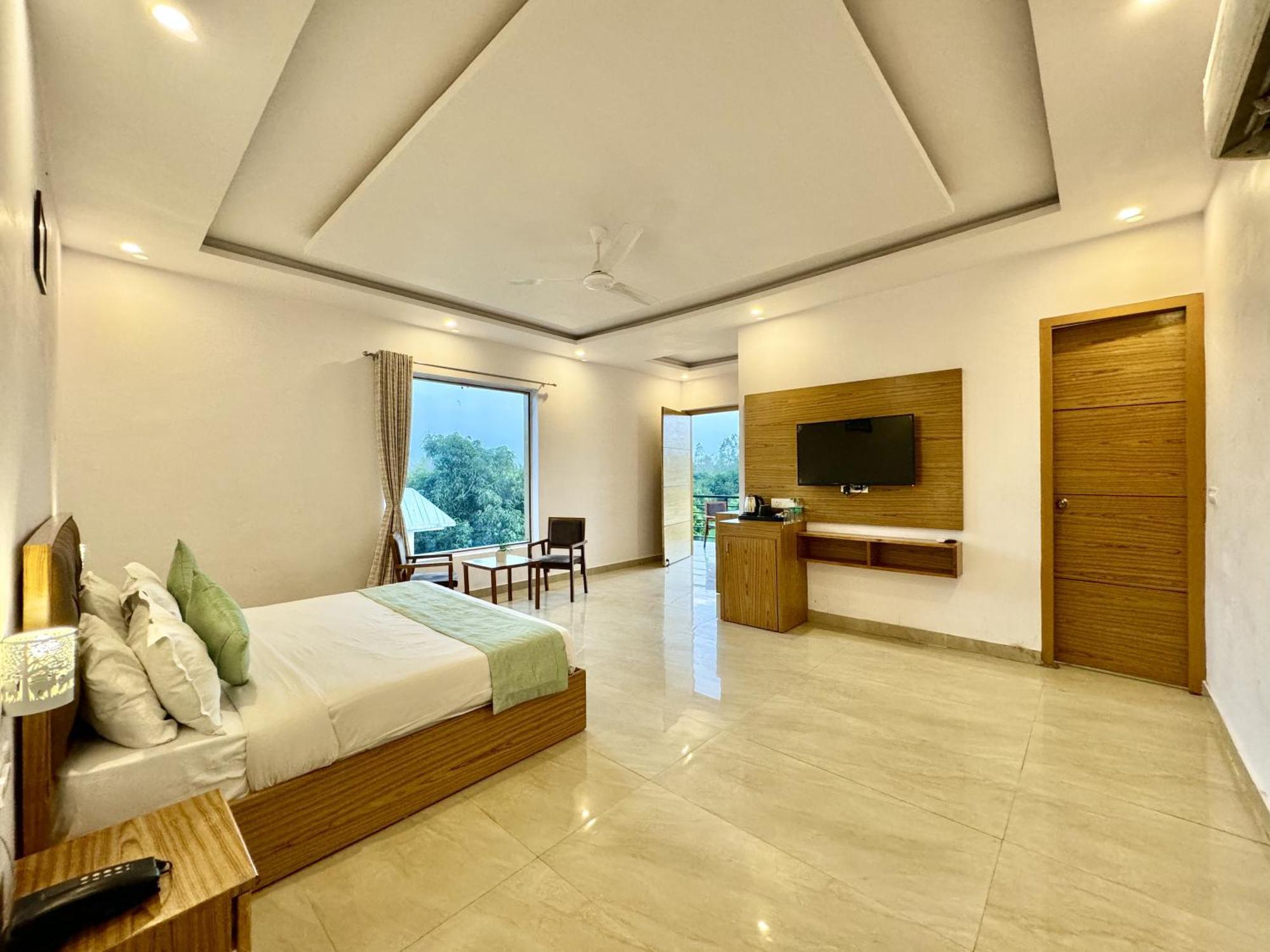 The White Oak Corbett Spa & Resort Rāmnagar Exterior foto